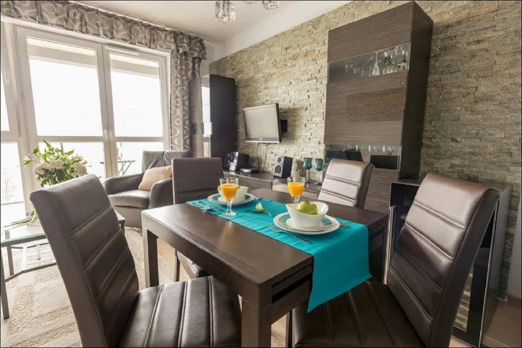 P&O Apartments Aleja Krakowska Варшава Екстериор снимка